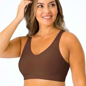 NWT Truekind Daily Comfort Wirefree Shaper Bra